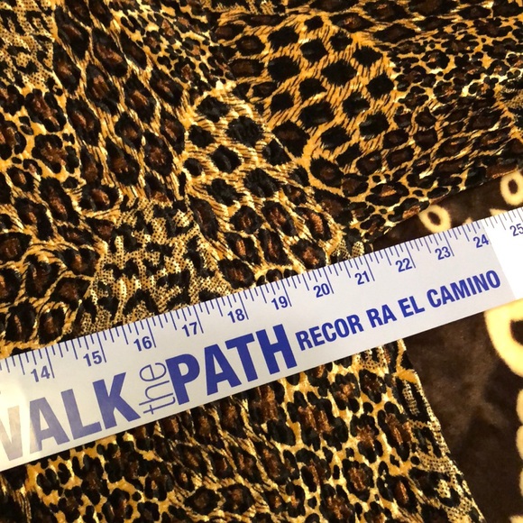 🌺BEAUTIFUL ANIMALS PRINT SWEATER SIZE M-L - Picture 10 of 10